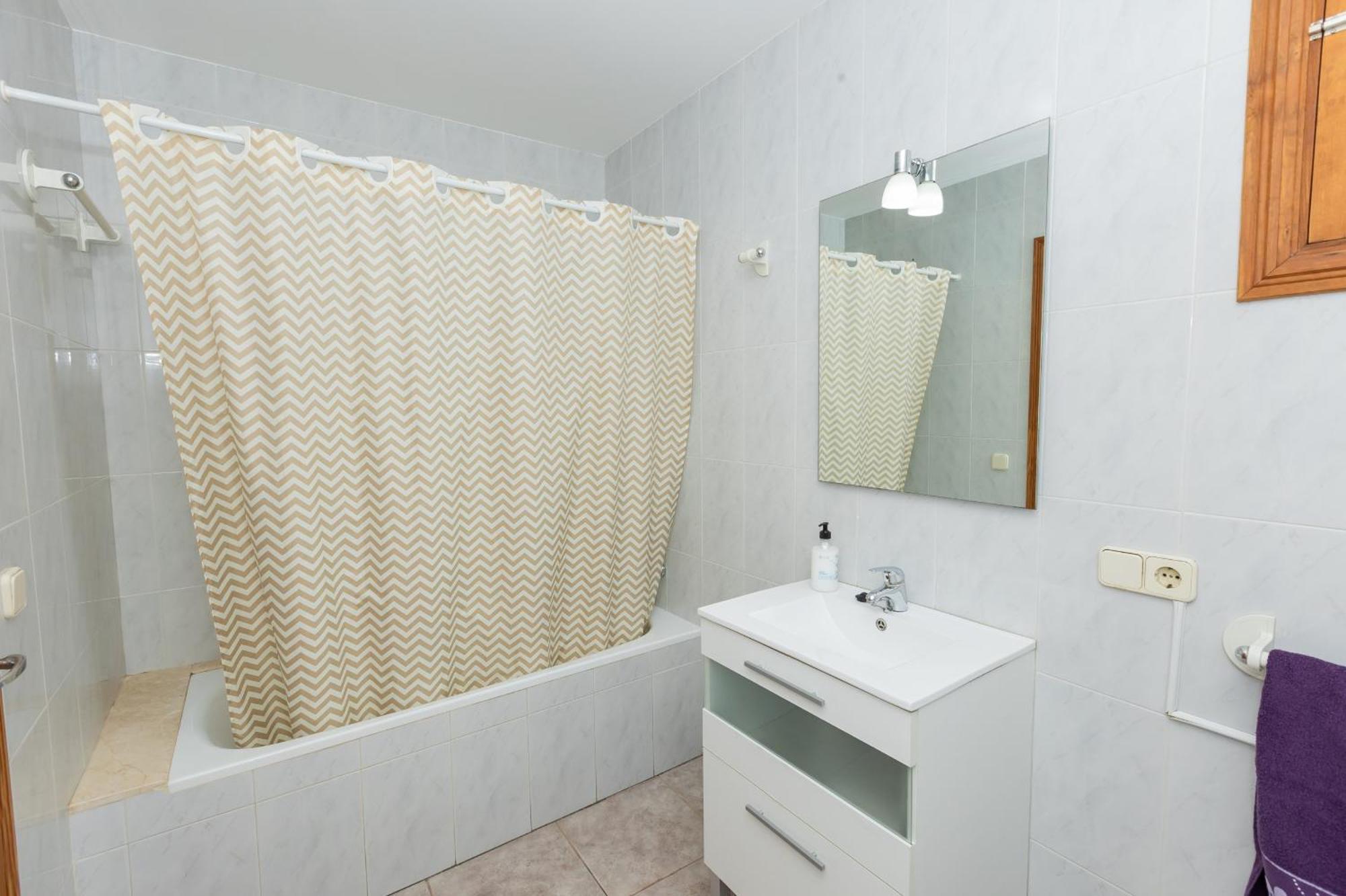 Yourhouse Sa Caseta *